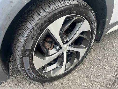 Used 2017 Hyundai Tucson Limited w/ Cargo Package AWD/4WD image 29