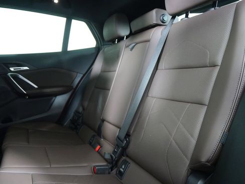 Certified 2025 BMW X2 xDrive28i image 16