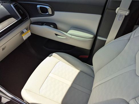 New 2026 Kia Sorento EX FWD image 16