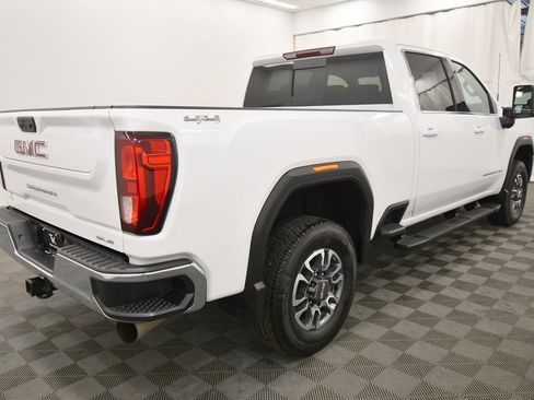 Used 2024 GMC Sierra 2500 SLE image 8