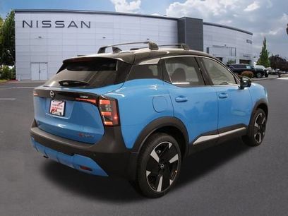 New 2026 Nissan Kicks SR w/ Cold Weather Package