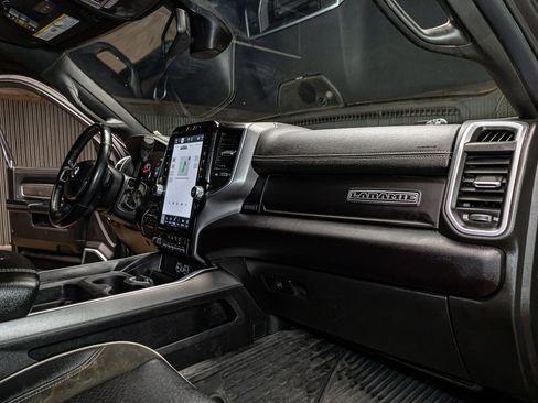 Used 2024 RAM 3500 Laramie w/ Night Edition image 18