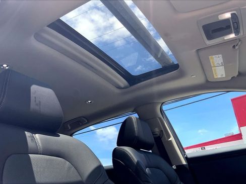 Used 2025 Honda HR-V EX-L image 30