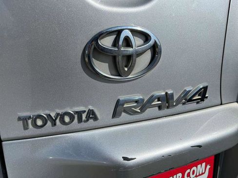 Used 2007 Toyota RAV4 2WD image 10
