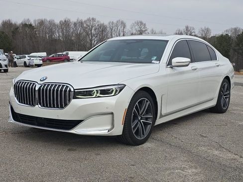Used 2020 BMW 750i xDrive w/ Luxury Rear Seating Package image 1