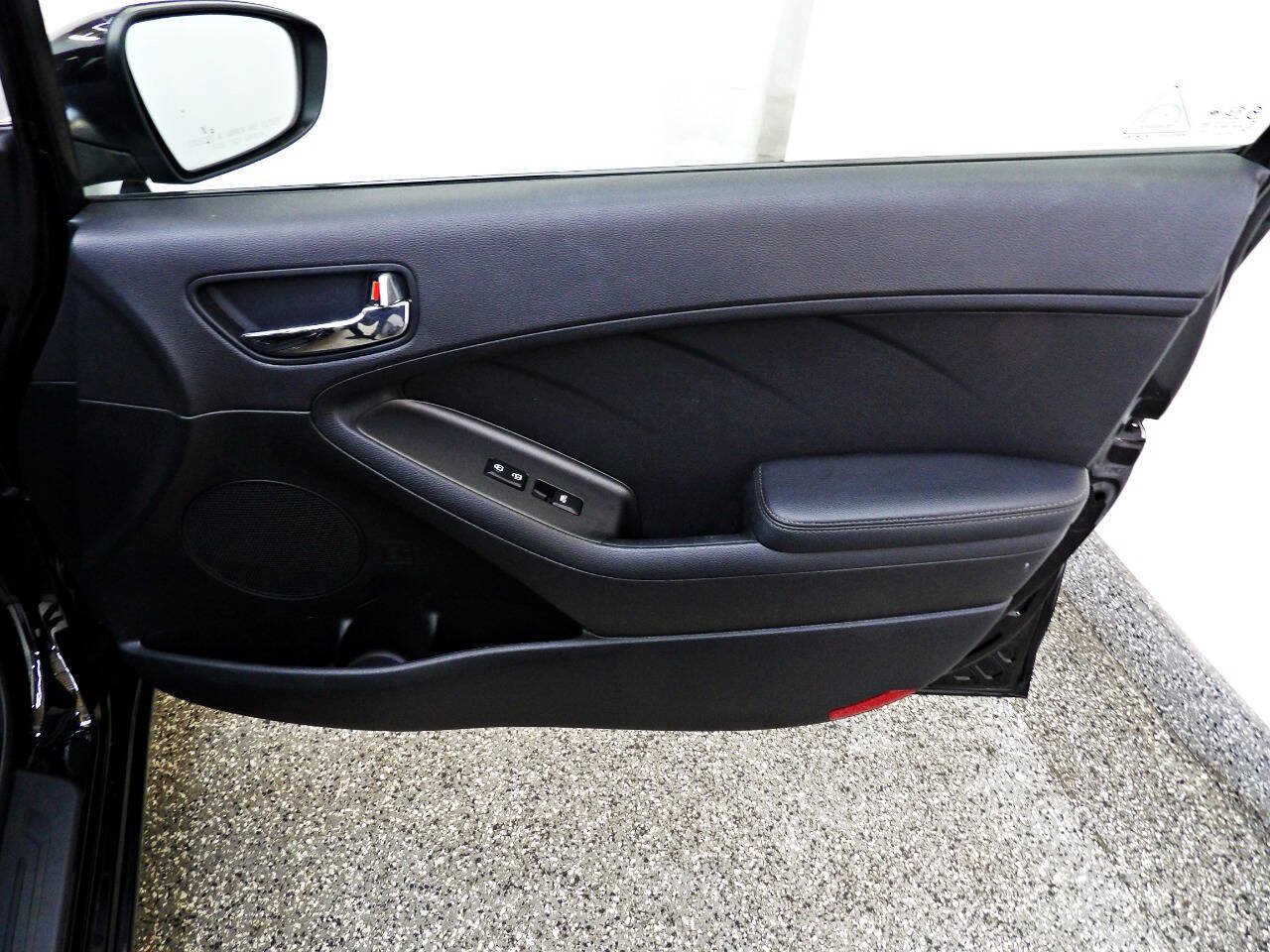 Used 2015 Kia Forte EX FWD image 11