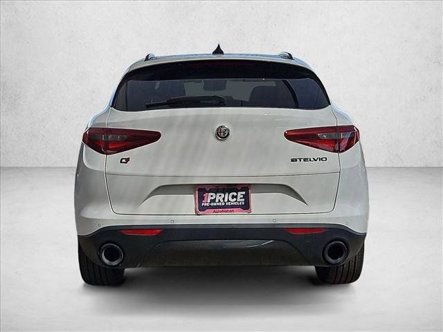 Used 2019 Alfa Romeo Stelvio Ti Sport w/ Quick Order Package 22S Sport AWD/4WD image 6