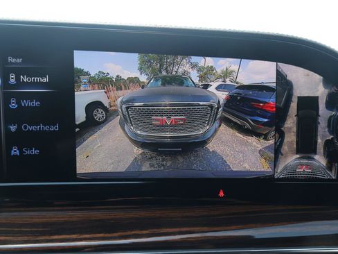 Used 2023 Cadillac Escalade ESV Premium Luxury AWD/4WD image 49