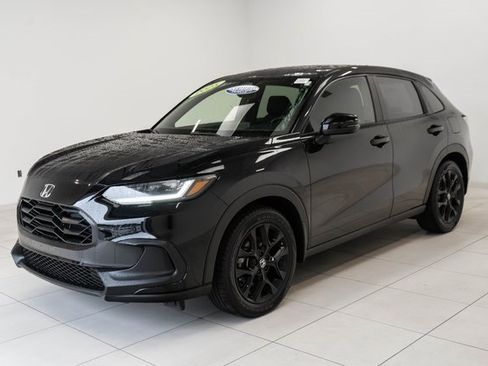 Certified 2025 Honda HR-V Sport image 6