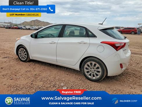 Used 2017 Hyundai Elantra GT FWD image 3