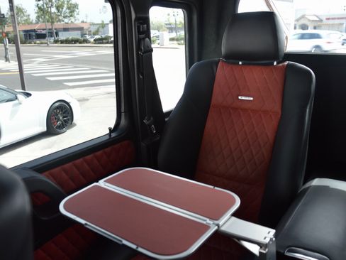 Used 2016 Mercedes-Benz G 63 AMG 4MATIC image 36