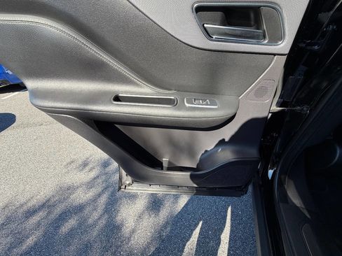 Used 2020 Jaguar F-PACE S image 26