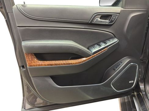 Used 2015 Chevrolet Tahoe LTZ image 14