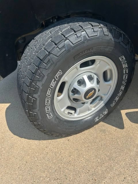 Used 2024 Chevrolet Silverado 2500 W/T w/ WT Convenience Package AWD/4WD image 25