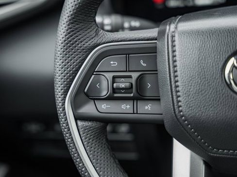 Used 2025 Toyota Tundra Limited image 33