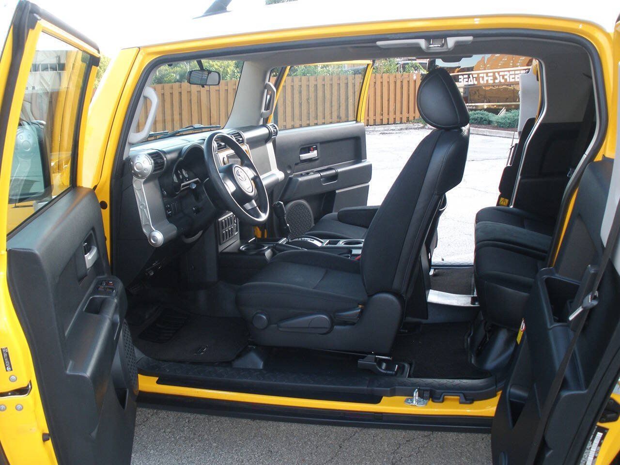 Used 2007 Toyota FJ Cruiser 2WD image 20