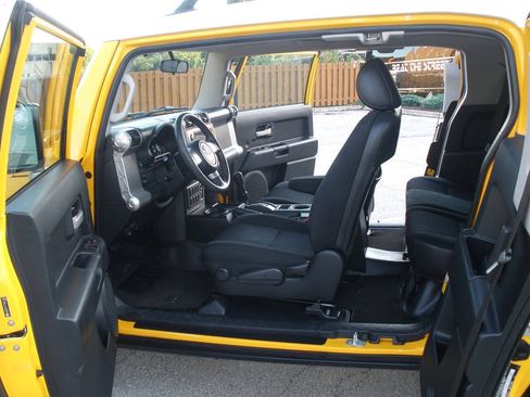 Used 2007 Toyota FJ Cruiser 2WD image 20