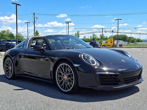 Used 2017 Porsche 911 Targa 4S AWD/4WD image 6