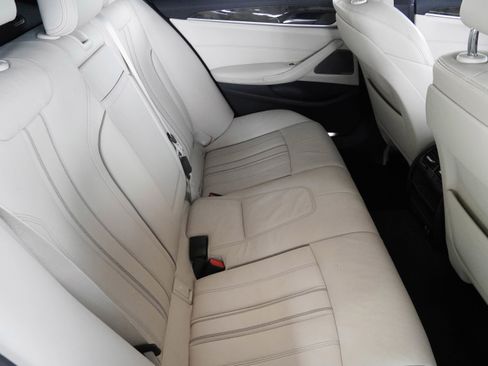Certified 2023 BMW 540i w/ M Sport Package RWD image 37