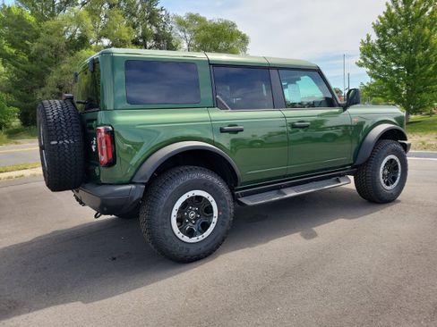 New 2025 Ford Bronco Badlands w/ Sasquatch Package AWD/4WD image 4