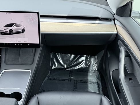 Used 2023 Tesla Model 3 Standard Range RWD image 47