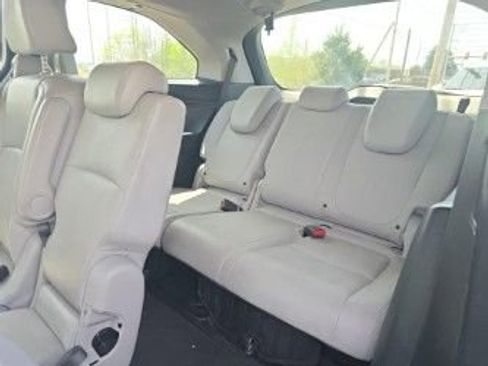 Used 2023 Honda Odyssey Touring image 10