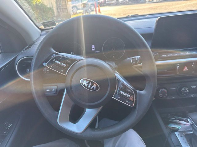 Used 2020 Kia Forte LXS FWD image 8
