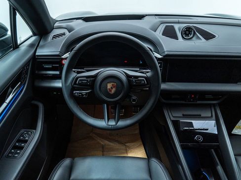 Certified 2025 Porsche Macan 4S Electric image 14