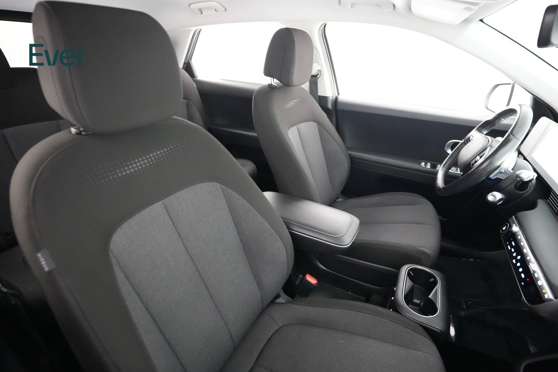Used 2024 Hyundai Ioniq 5 SEL RWD image 23