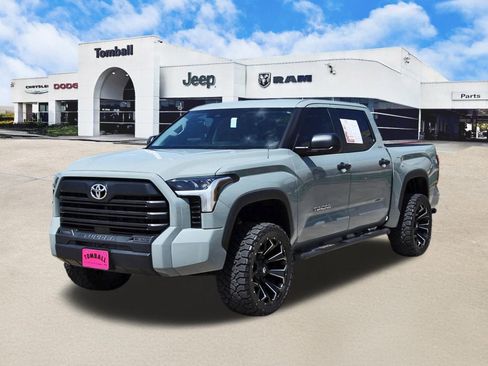 Used 2024 Toyota Tundra SR5 RWD image 3