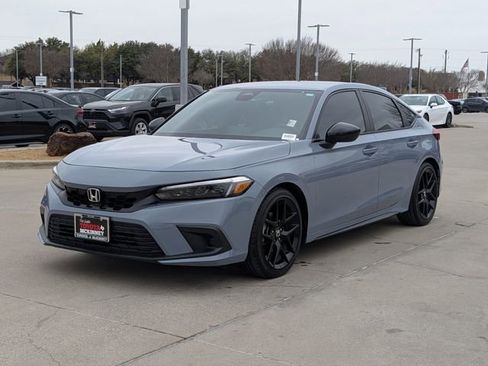 Used 2024 Honda Civic Sport image 10