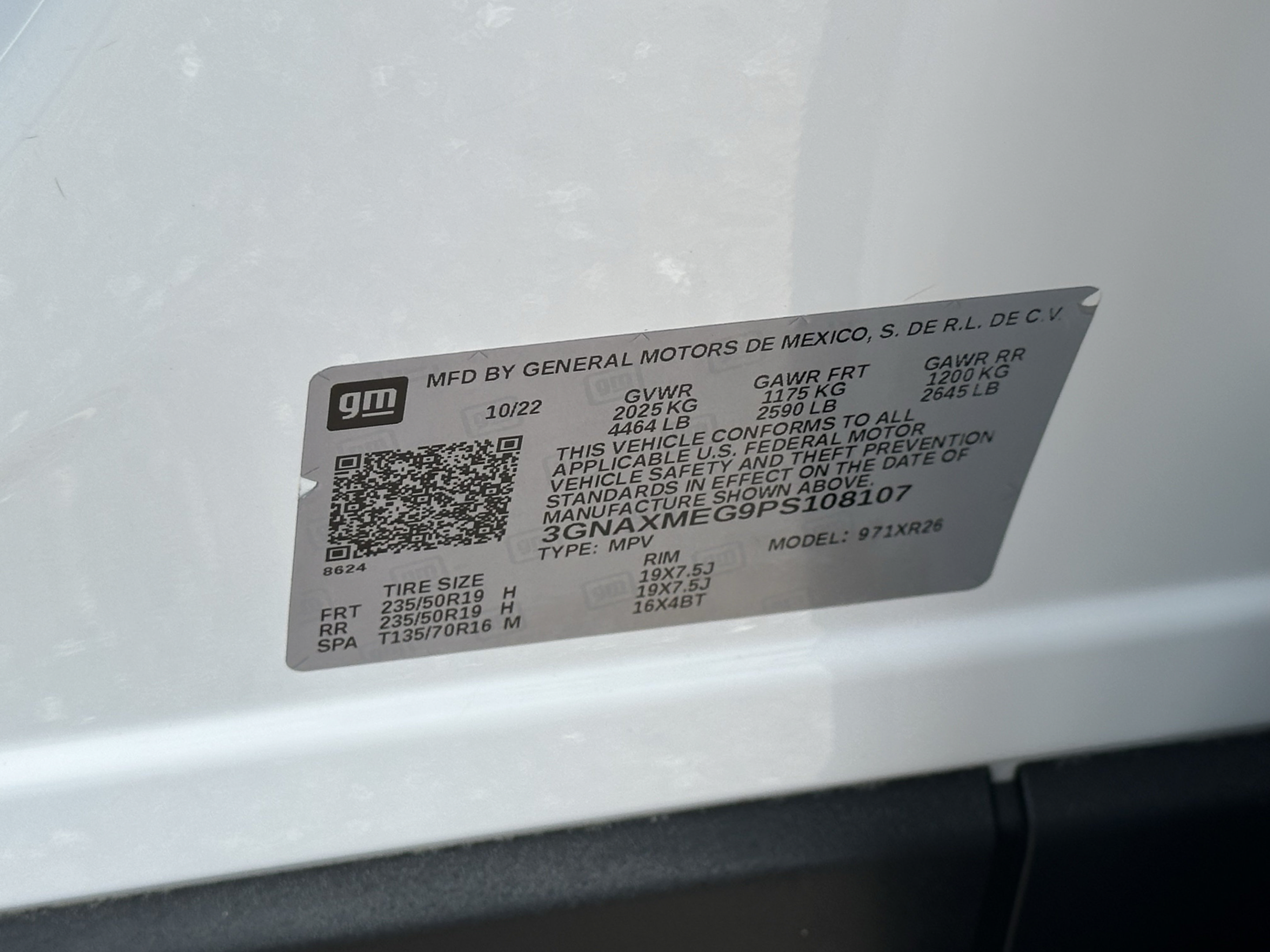 Used 2023 Chevrolet Equinox RS w/ RS Leather Package FWD image 37