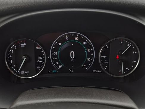 Used 2017 Buick LaCrosse Essence FWD image 22
