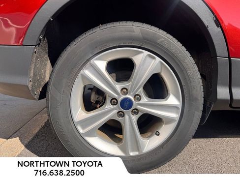 Used 2016 Ford Escape SE FWD image 6