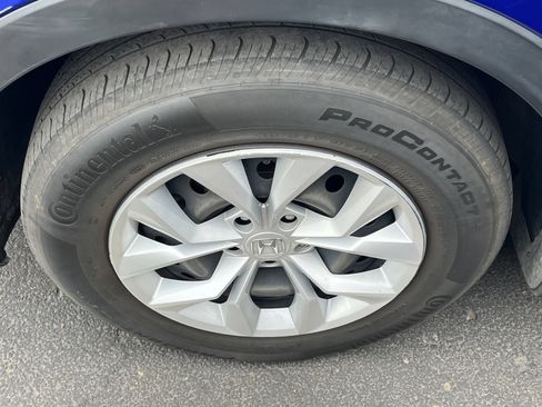 Used 2024 Honda CR-V LX image 8