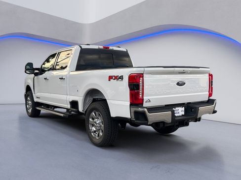 New 2026 Ford F250 Lariat w/ Chrome Package image 9