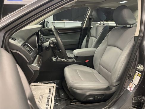 Used 2018 Subaru Legacy 3.6R Limited image 11
