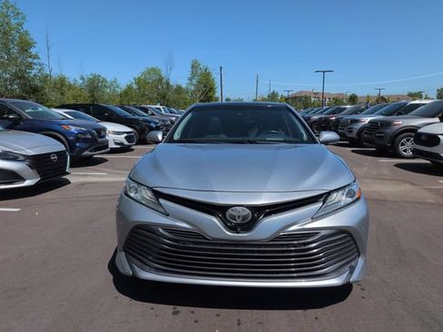 Used 2018 Toyota Camry XLE w/ Driver Assist Package FWD image 11