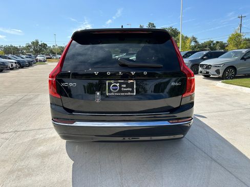 Used 2025 Volvo XC90 B6 Plus w/ Protection Package Premier image 5