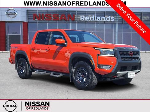 Used 2025 Nissan Frontier PRO-4X w/ Tow Package AWD/4WD image 1