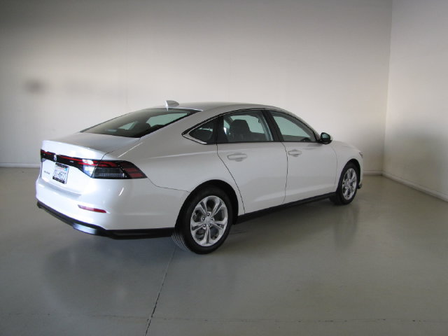 Used 2025 Honda Accord LX image 46