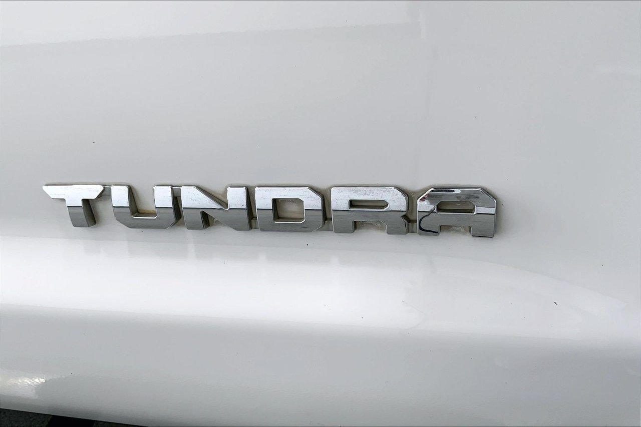 Used 2014 Toyota Tundra SR5 w/ SR5 Upgrade Package RWD image 7