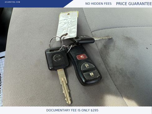 Used 2016 Nissan NV 2500 SV RWD image 16
