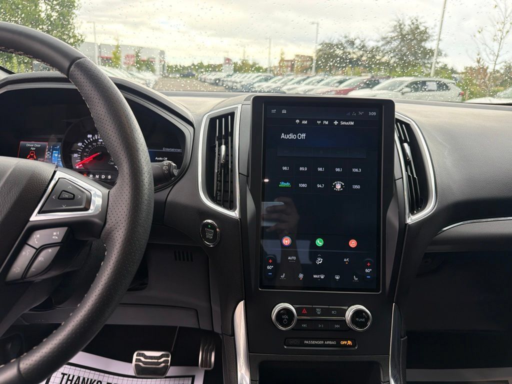 Used 2023 Ford Edge ST AWD/4WD image 32