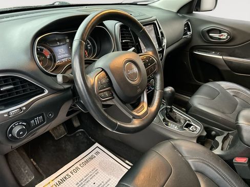 Used 2019 Jeep Cherokee Limited AWD/4WD image 14