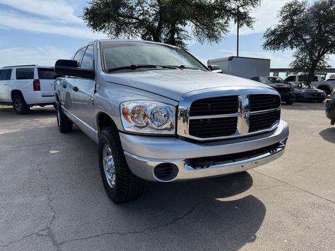 Used 2006 Dodge Ram 3500 Truck SLT RWD image 1