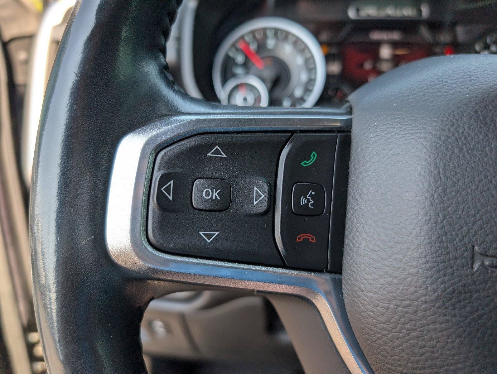 Used 2020 RAM 1500 Laramie w/ Sport Appearance Package AWD/4WD image 29