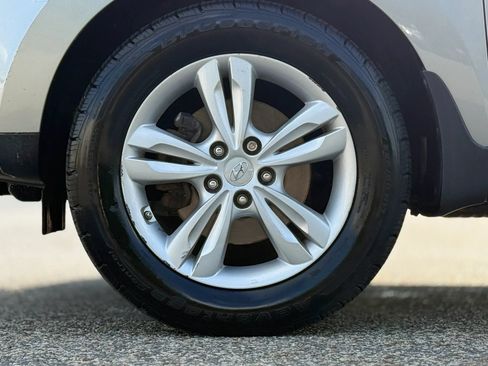 Used 2013 Hyundai Tucson GLS FWD image 29