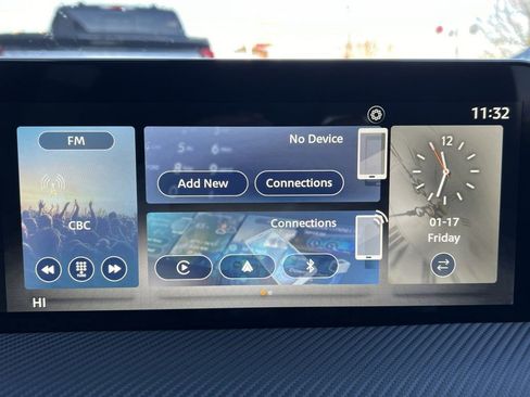 New 2025 Nissan Kicks SR w/ Illumination Package image 30