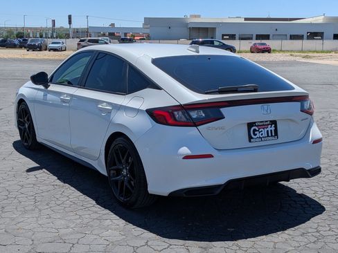 Used 2024 Honda Civic Sport image 8
